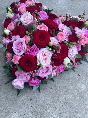 Red and Pink Rose Heart